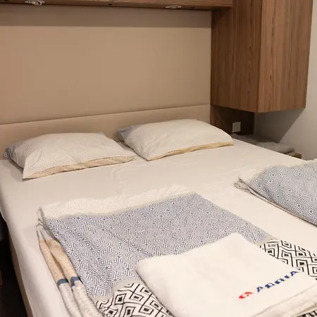 Mobile Mline - Camp Skalinada * Pašman