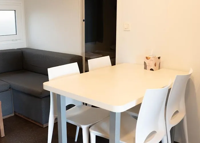 펜션 Mobile Mline - Camp Skalinada *